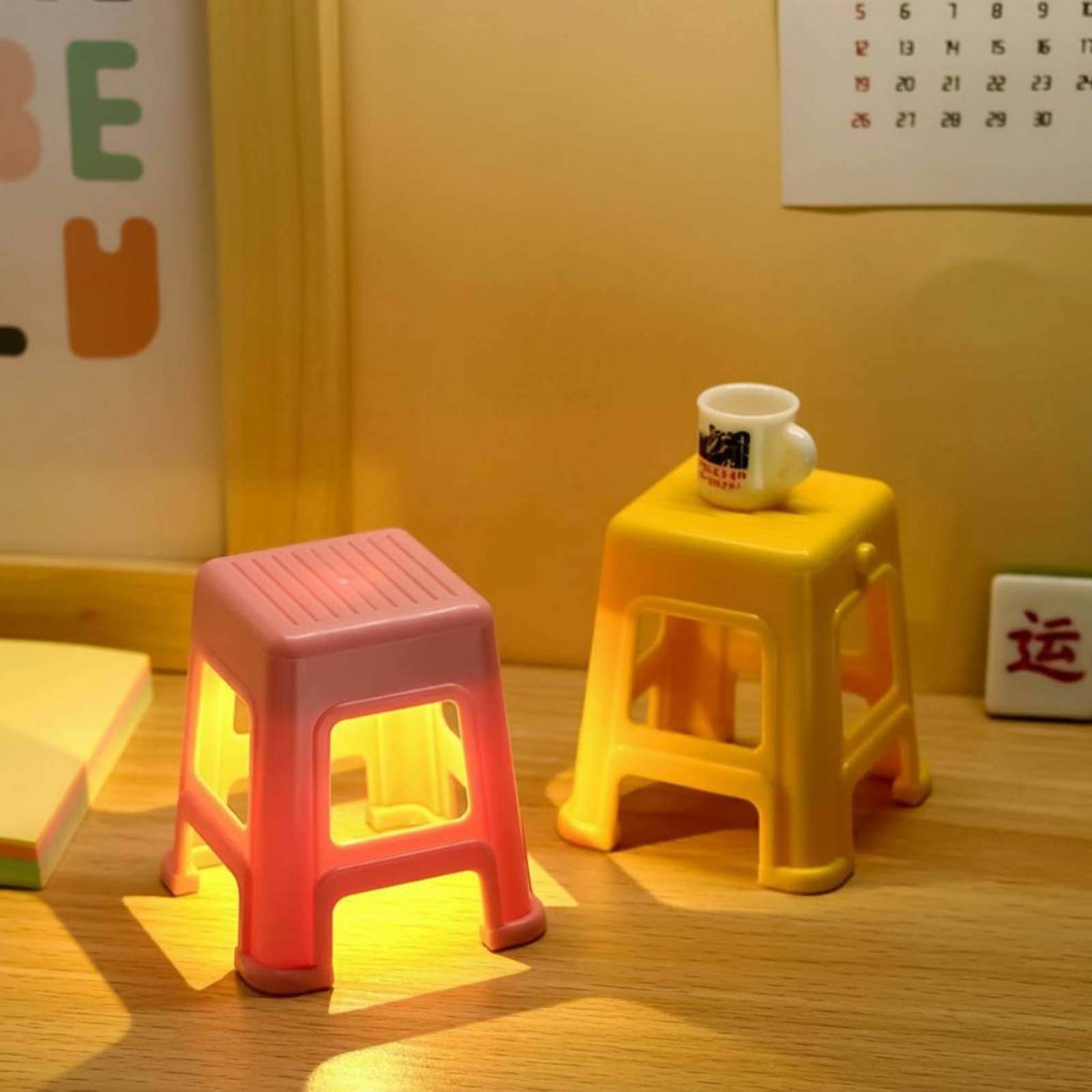 스툴 모양 빈티지 감성 레트로 폰 거치대 램프 책상 액 - Phone Accessories Ideas 리뷰 및 가격